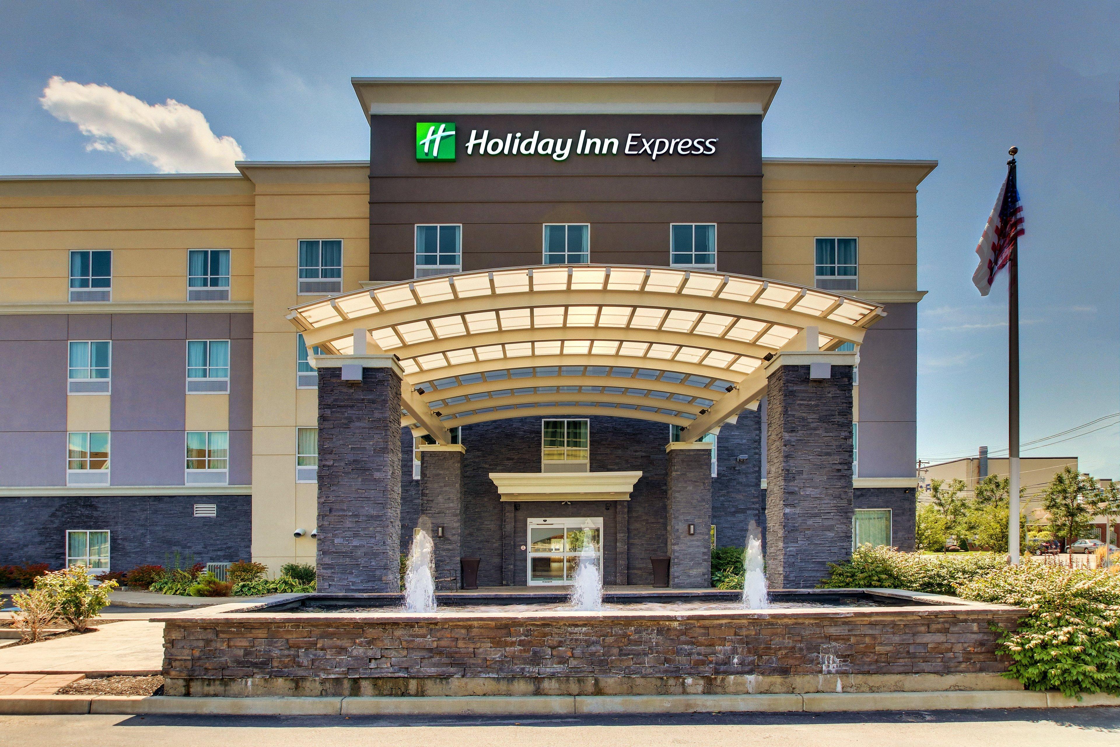 Holiday Inn Express & Suites Cheektowaga North East, An Ihg Hotel Exterior photo